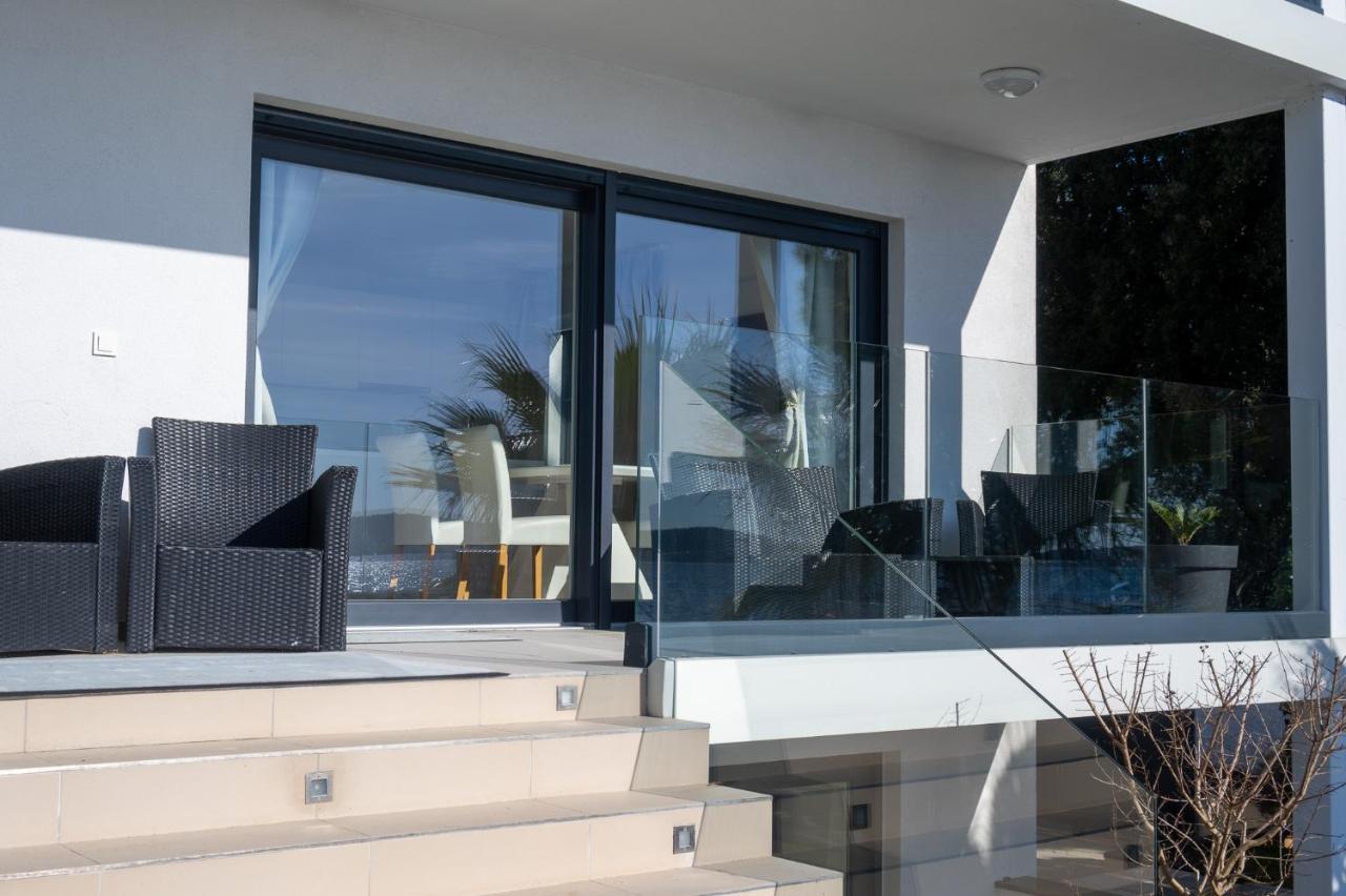 Paradise On The Beach Apartments Bibinje Exterior foto
